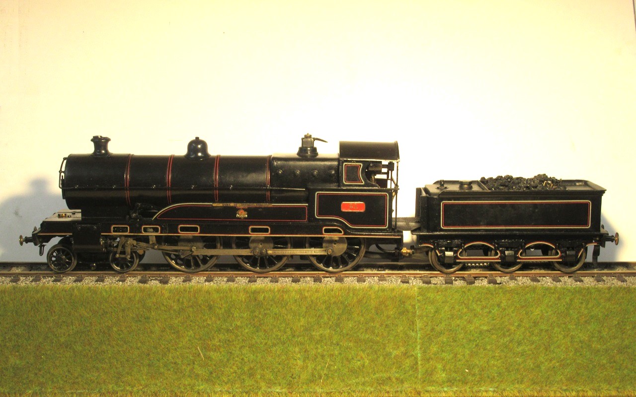Freddie Wrighton LNWR 'Claughton' 4-6-0 No. 21 Duke of Sutherland, lined LNWR black, 10mm scale