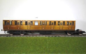 Six (three pairs) KALasercraft LNER suburban articulated carriages, teak livery, 10mm scale