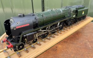 G1MRCo Britannia 4-6-2 No. 70018 Flying Dutchman, BR green, early emblem, wooden box.
