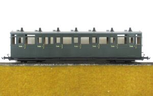 Three Accucraft L&B coaches, 1 x all 3rd, 1 x Composite, 1 x Brake composite, SR green, 1:19 scale, gauge adjustable - brand new